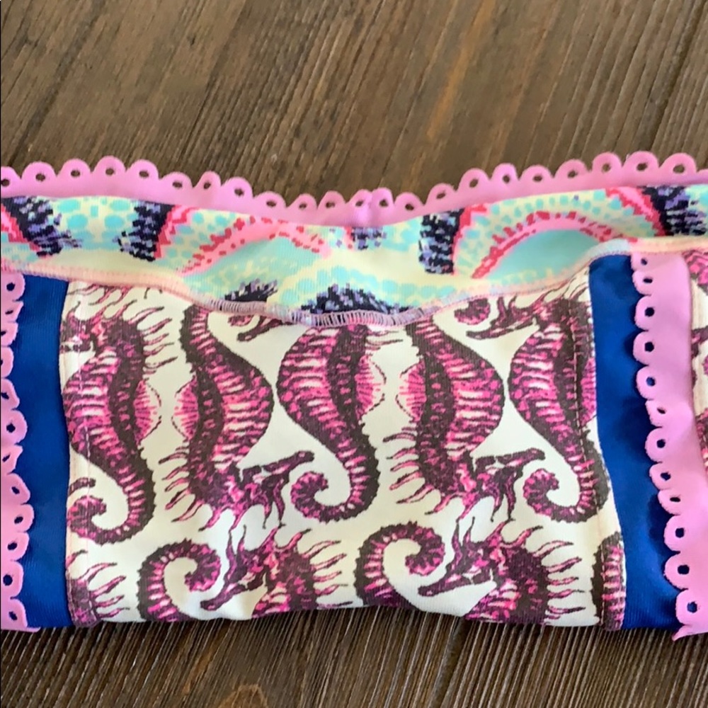 Like NEW Swim Suit Top Only!